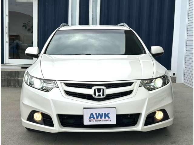 2011 Honda Accord Tourer – thumbnail 2