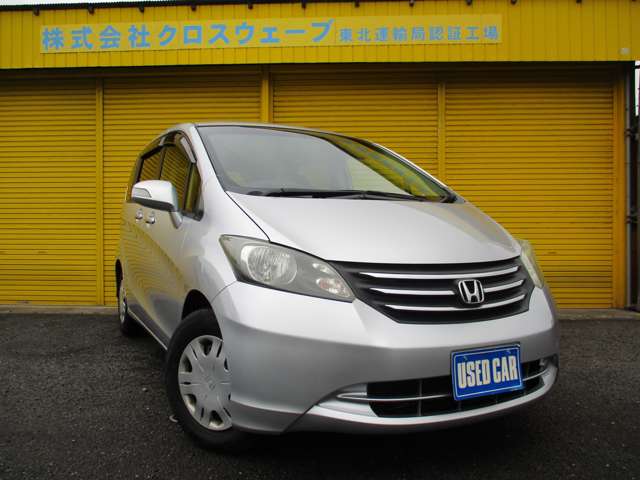 2011 Honda Freed – thumbnail 2