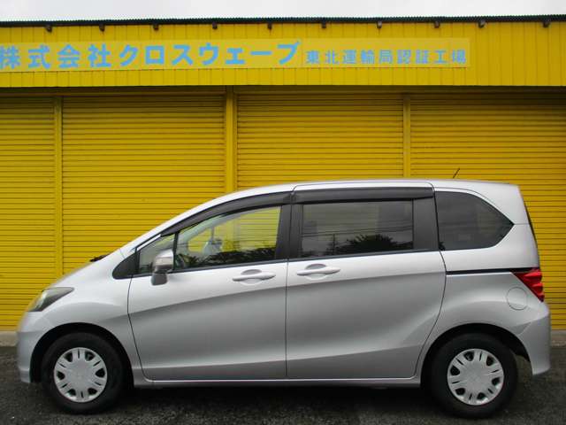 2011 Honda Freed – thumbnail 4