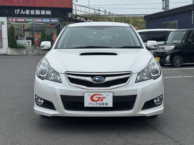 2011 Subaru Legacy Touring Wagon – thumbnail 3