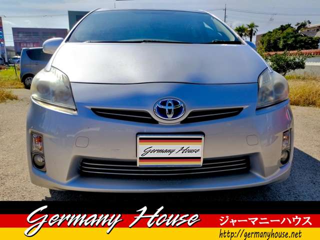 2011 Toyota Prius – thumbnail 2