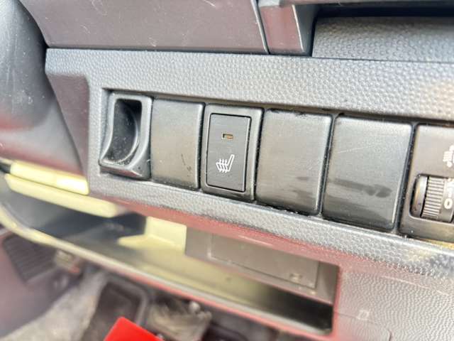 2011 Suzuki Alto Lapin – thumbnail 3