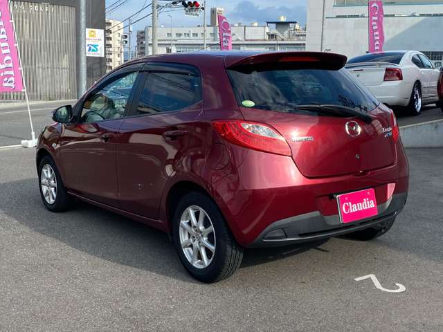 2011 Mazda Demio – thumbnail 4