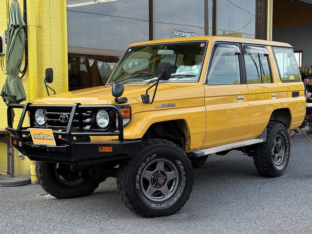 2002 Toyota Land Cruiser 70 – thumbnail 4