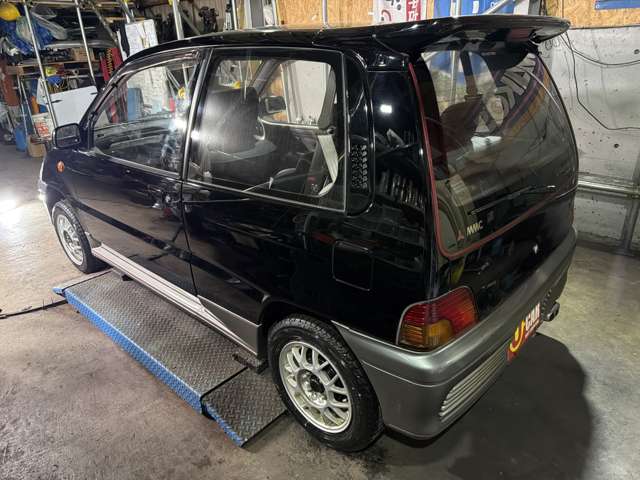 1993 Mitsubishi Minica – thumbnail 2