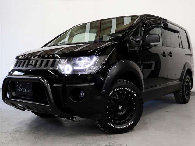 2010 Mitsubishi Delica D:5 – thumbnail 3