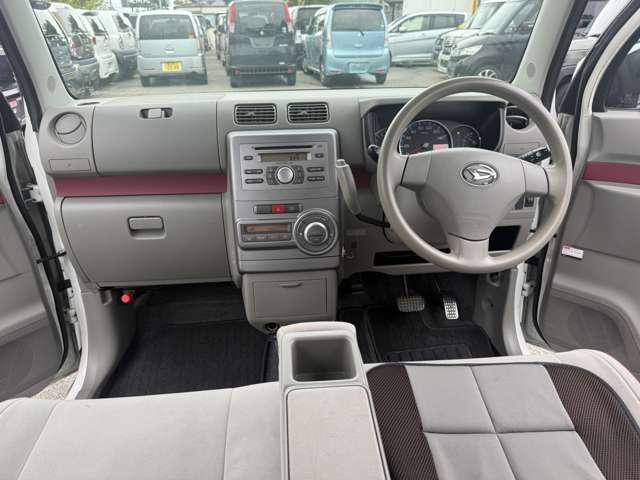 2011 Daihatsu Move Conte – thumbnail 2