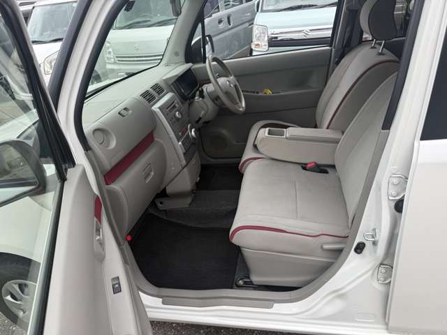 2011 Daihatsu Move Conte – thumbnail 3