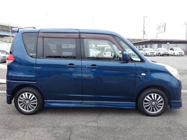 2011 Suzuki Solio – thumbnail 4