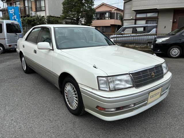 1997 Toyota Crown – thumbnail 3