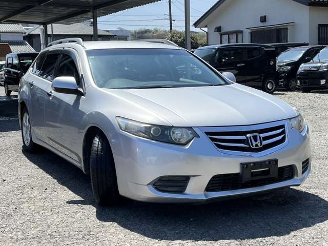2011 Honda Accord Tourer – thumbnail 3