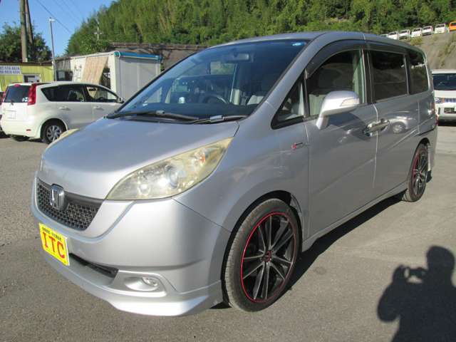 2005 Honda Stepwgn – thumbnail 3