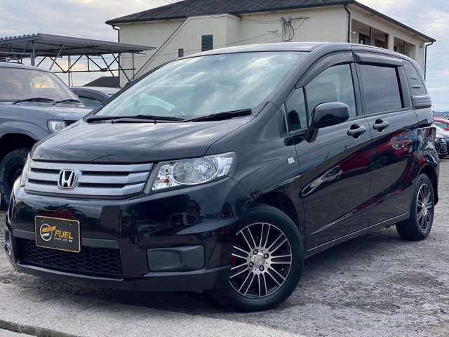 2011 Honda Freed Spike – thumbnail 3