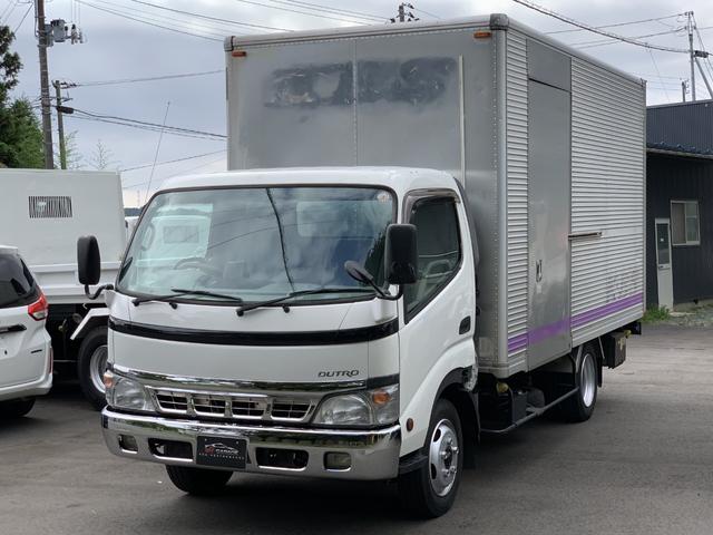 2004 Hino Dutro – thumbnail 2