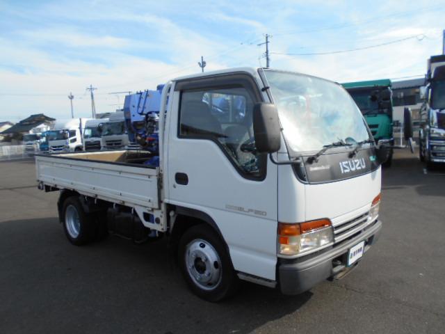 2001 Isuzu Elf – thumbnail 3
