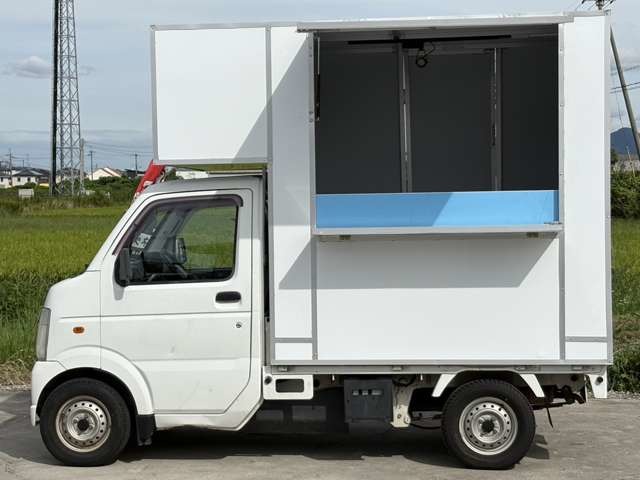 2011 Mazda Scrum Truck