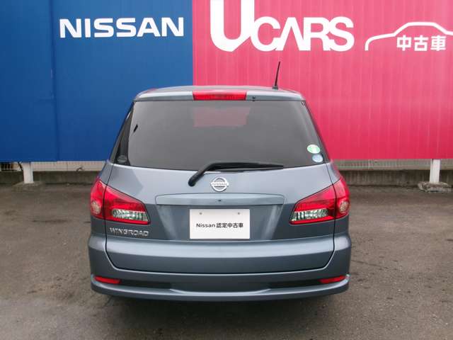 2011 Nissan Wingroad – thumbnail 4