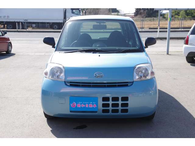 2011 Daihatsu Esse – thumbnail 2