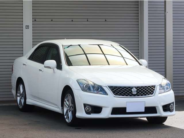 2011 Toyota Crown Athlete – thumbnail 2
