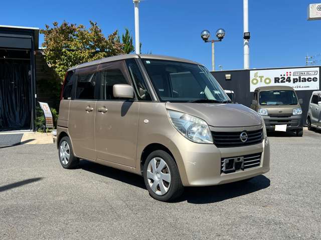 2011 Nissan Roox – thumbnail 3