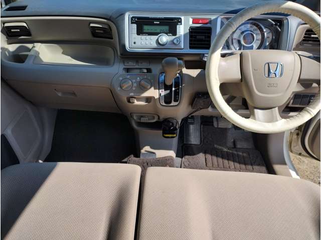 2011 Honda Life – thumbnail 4
