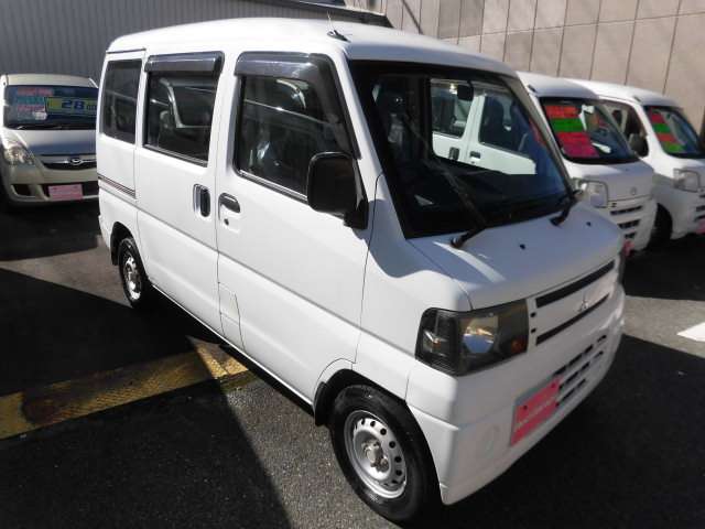 2009 Mitsubishi Minicab Van – thumbnail 2