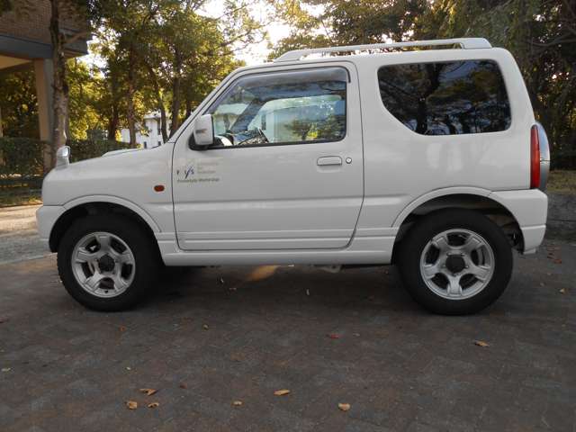 2003 Suzuki Jimny – thumbnail 3