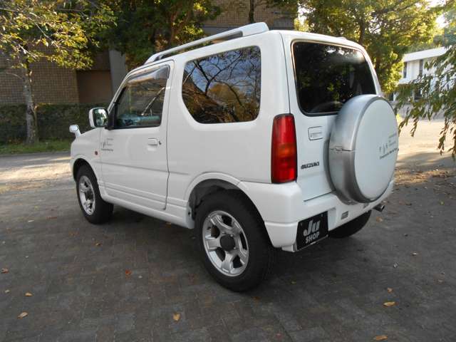 2003 Suzuki Jimny – thumbnail 4