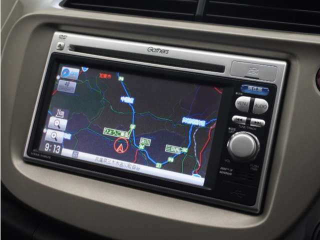 2011 Honda Fit Hybrid – thumbnail 3