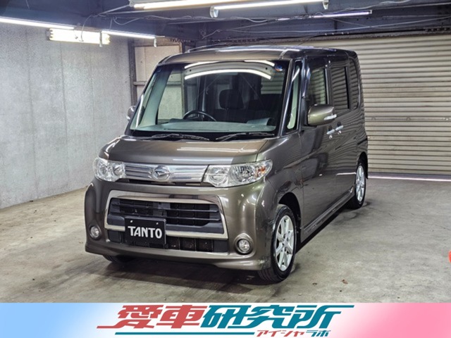 2011 Daihatsu Tanto