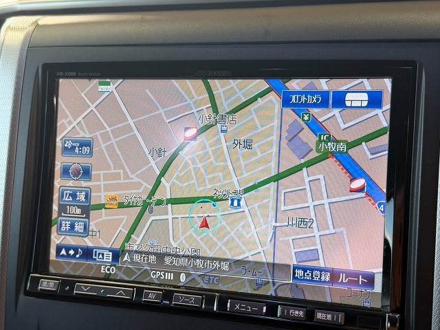 2010 Toyota Vellfire – thumbnail 3