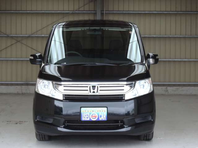 2011 Honda Stepwgn – thumbnail 4
