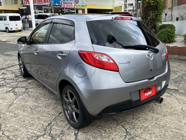 2011 Mazda Demio – thumbnail 3