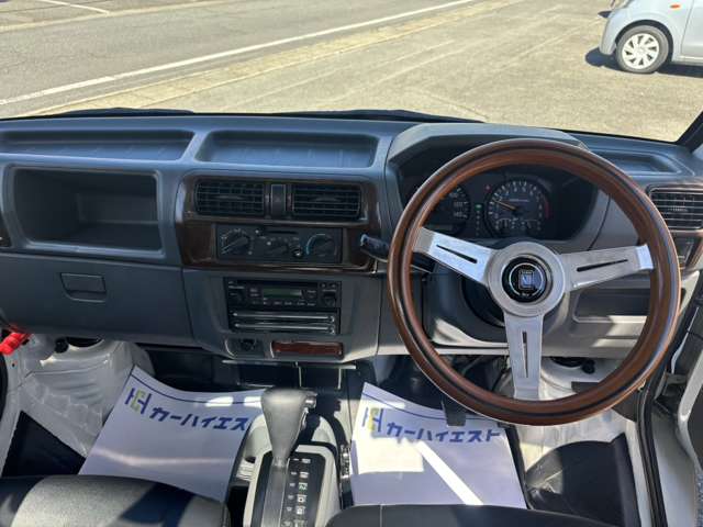 2001 Mitsubishi Minicab Truck – thumbnail 2