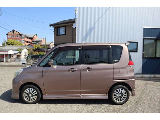 2011 Suzuki Solio – thumbnail 2