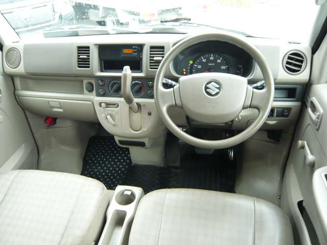 2010 Suzuki Every – thumbnail 3