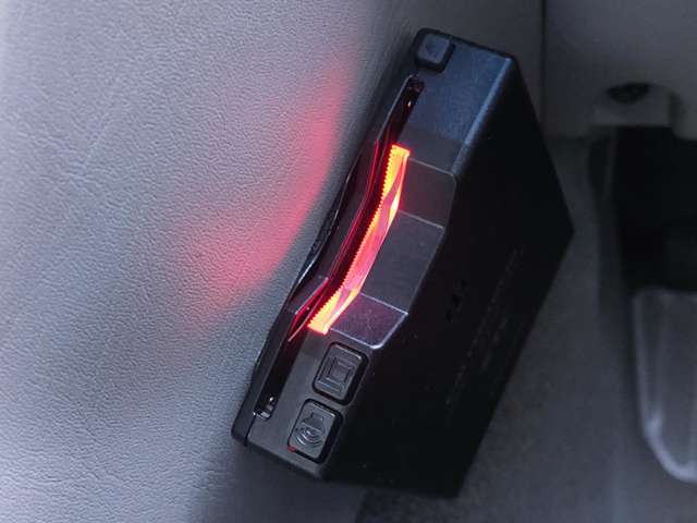 2002 Nissan Cedric – thumbnail 2