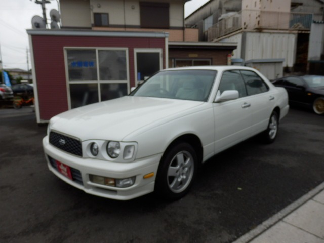 1998 Nissan Gloria
