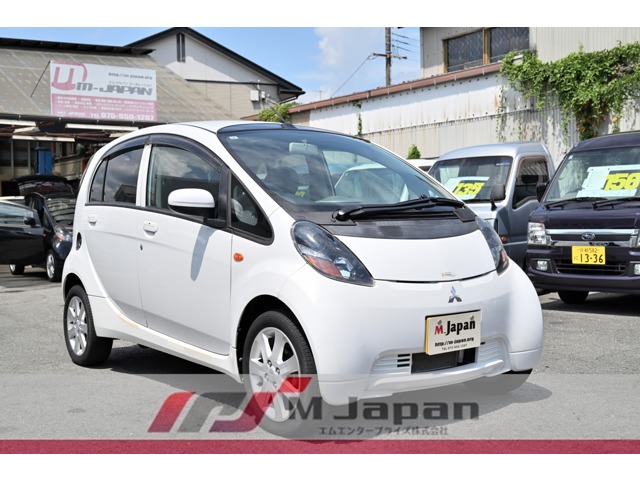 2011 Mitsubishi i