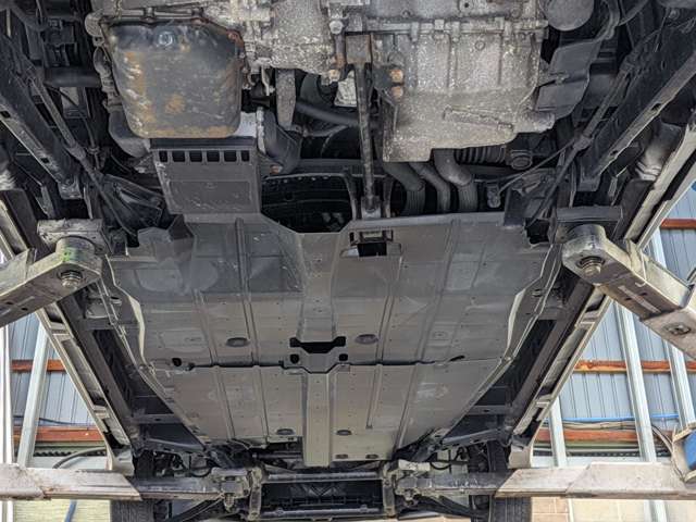2011 Mitsubishi i – thumbnail 3