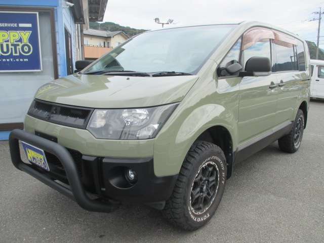 2009 Mitsubishi Delica D:5 – thumbnail 4