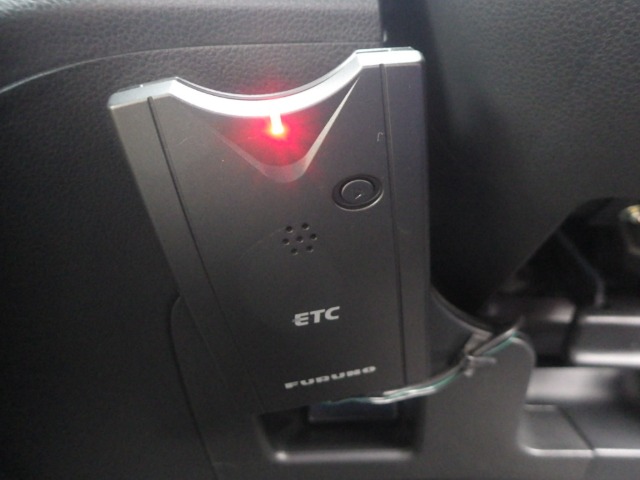 2011 Honda Fit Hybrid – thumbnail 2