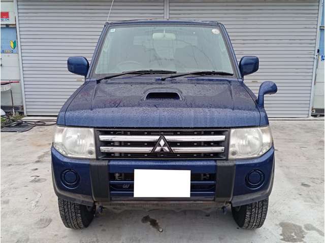 2010 Mitsubishi Pajero Mini – thumbnail 2