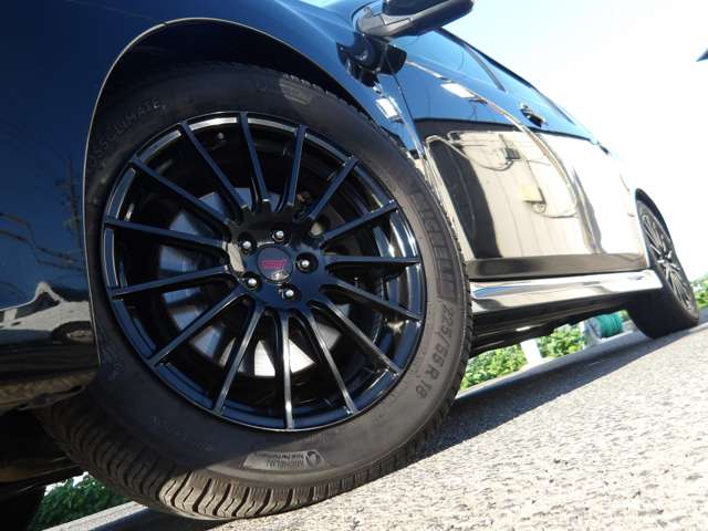 2010 Subaru Legacy Touring Wagon – thumbnail 3