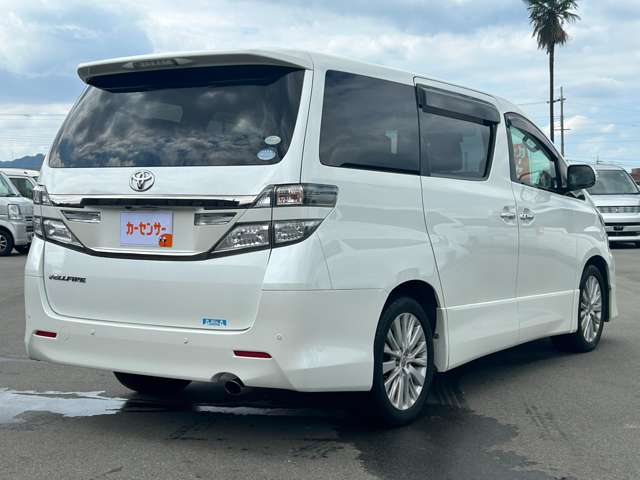 2011 Toyota Vellfire – thumbnail 2