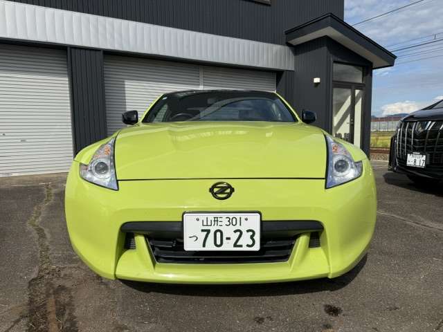 2011 Nissan Fairlady Z – thumbnail 3