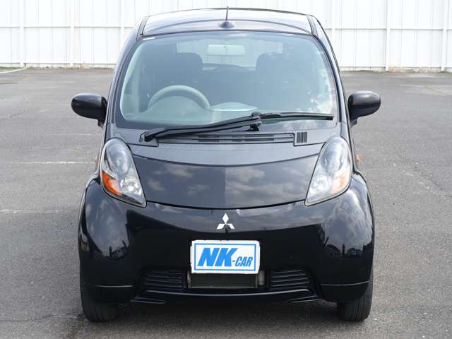 2011 Mitsubishi i – thumbnail 2