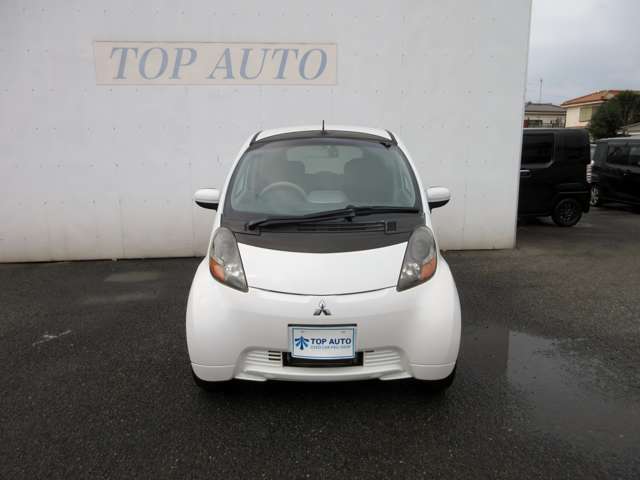 2010 Mitsubishi i – thumbnail 3
