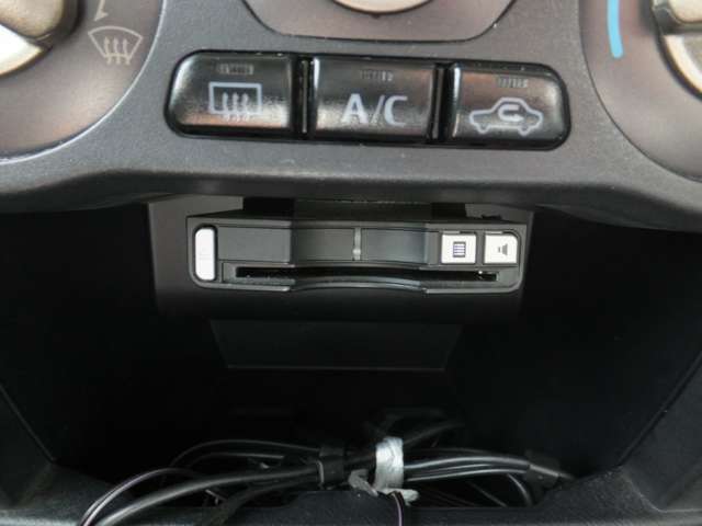 2011 Mitsubishi Pajero Mini – thumbnail 3