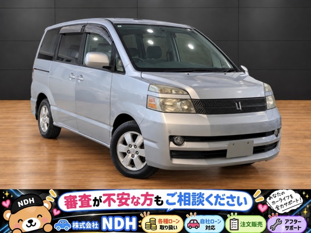 2006 Toyota Voxy